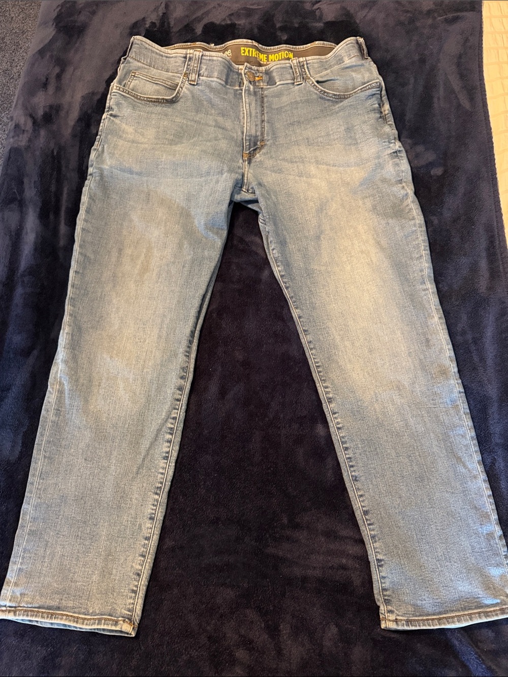 Lee Light Wash Straight Men’s Jeans